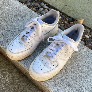Air Force 1 - size 6